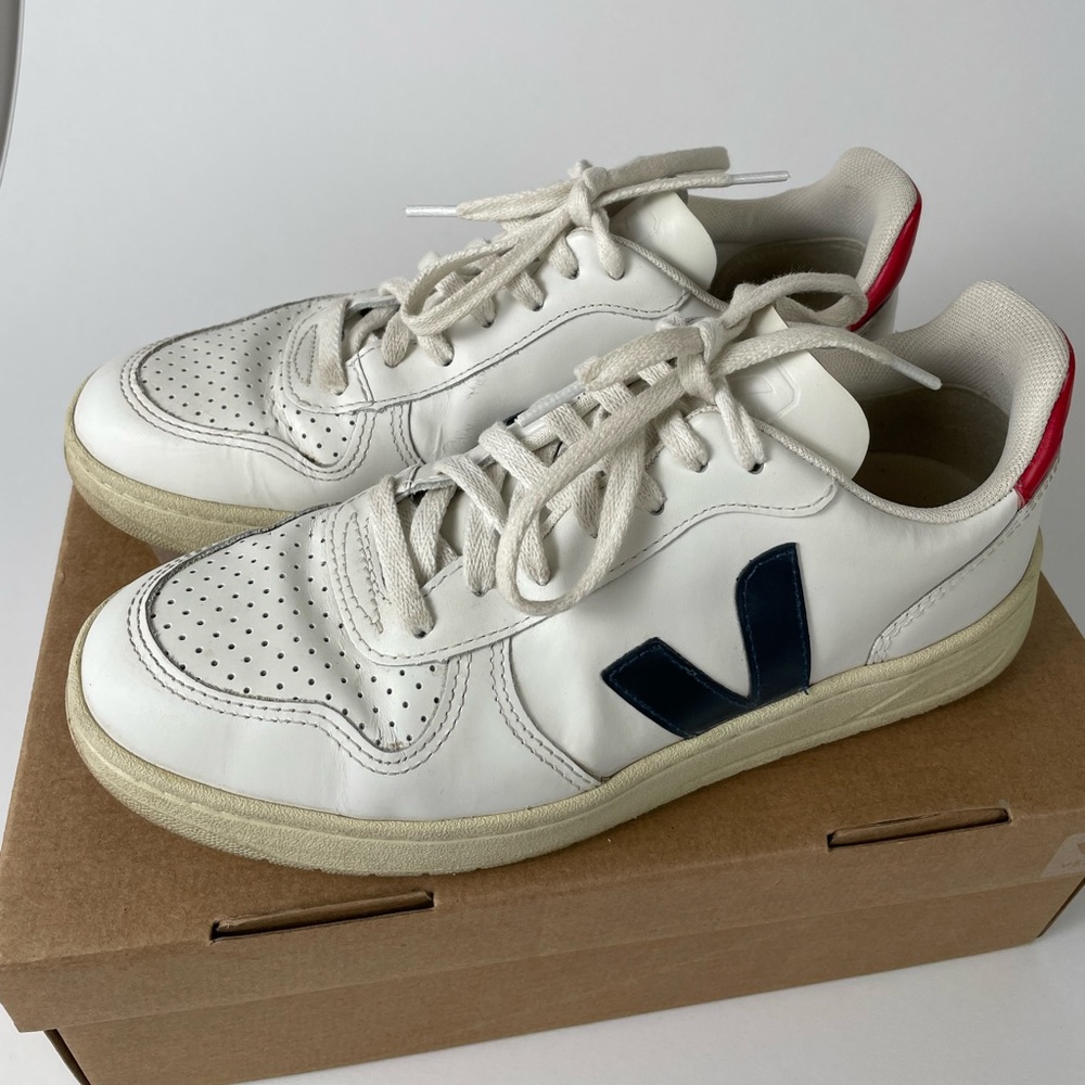Veja V10 nautico size 7 eu38